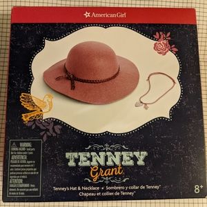 Tenny's hat and necklace